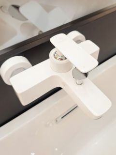 Смеситель для ванны AltroBagno Aperto 0208 Bi белый